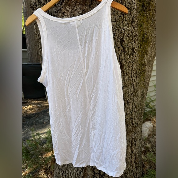 PrAna Women’s White Tank - Picture 3 of 4